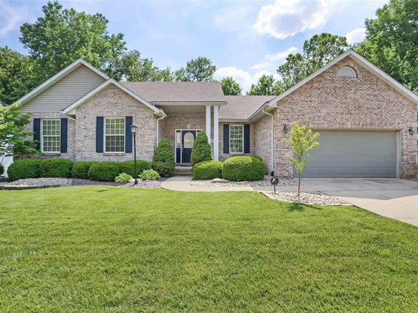 6104 Timberwolfe Dr, Glen Carbon, IL 62034