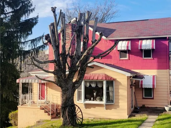 777 Kennedy St, Monongahela, PA 15063
