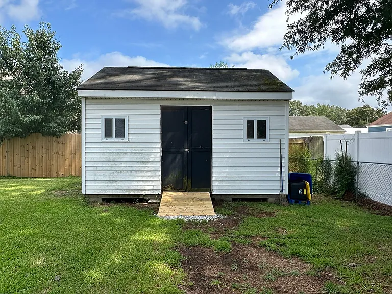 626 Sedgefield Dr — Photo 16