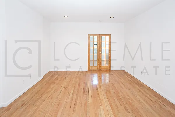 Rented by LC Lemle Real Estate Group | media 17