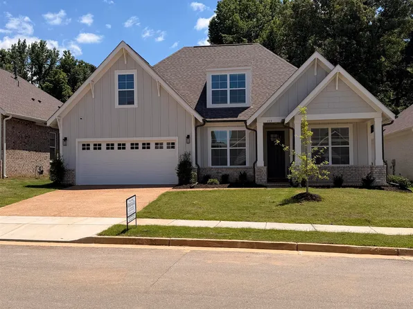 115 Live Oak Cv, Oakland, TN 38060