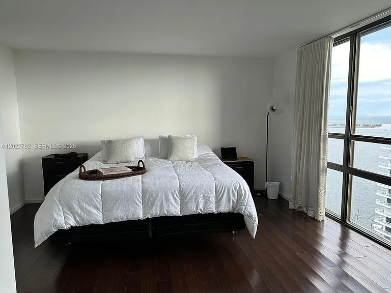 1450 Brickell Bay Dr #1907 — Photo 4