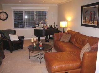 136 Southport Woods Dr, Southport, CT 06890