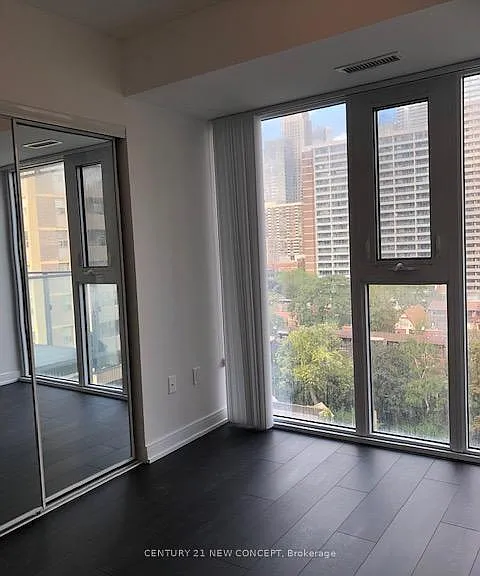 50 Wellesley St E #1103 — Photo 5