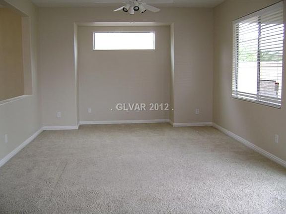 3rd image of 8120 Chestnut Hollow Ave