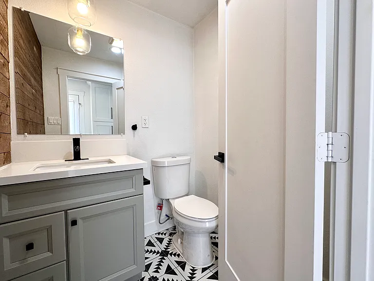 4336 Toland Way — Photo 21