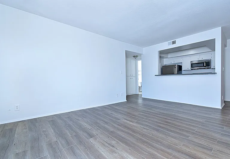 4235 Whitsett Ave #201 — Photo 15