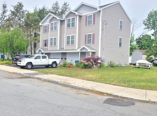35 Grafton St UNIT 35, Lawrence, MA 01843