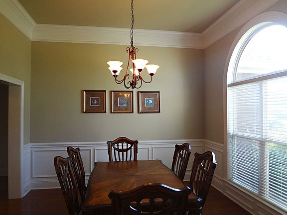 3rd image of 255 Dogwood Meadows Ln