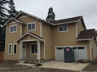 2378 W Steele Ln, Santa Rosa, CA 95403