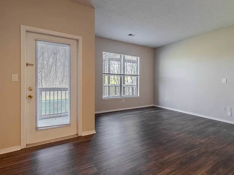 Highlands of Montour Run Apartment Homes — Photo 13