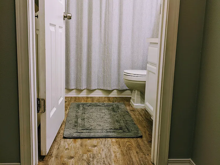 1002 W 7th Ave #101 — Photo 7