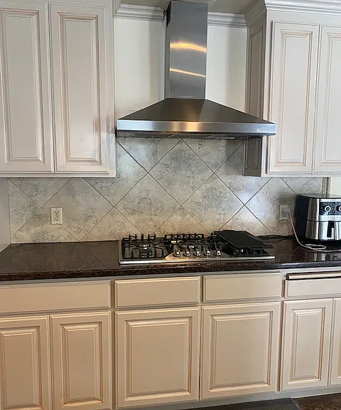221 Sand St — Photo 6