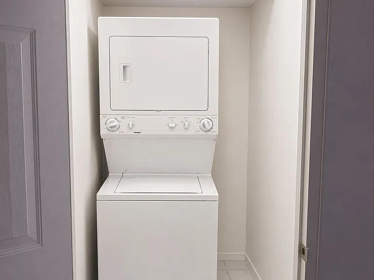 1470 Midland Ave #811 — Photo 8
