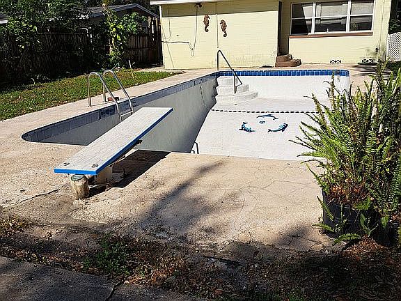 5th image of 5602 Lejeune Dr
