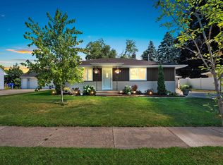 2630 N Owaissa St, Appleton, WI 54911