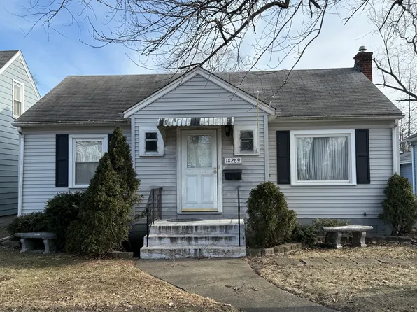 18269 Burnham Ave, Lansing, IL 60438