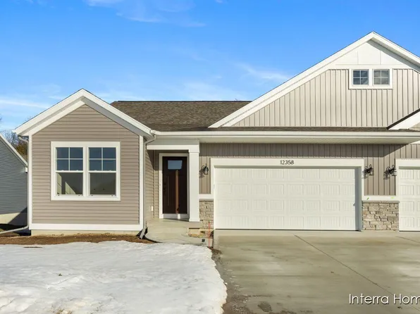 12358 Hawley Dr #10, Grand Haven, MI 49417