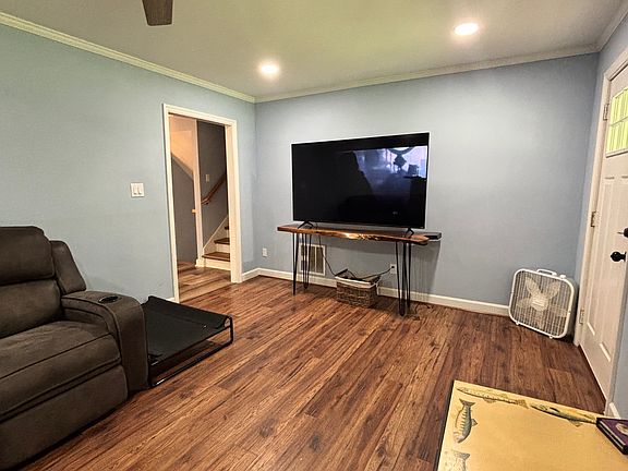 2nd image of 5340 Carillon Dr #1