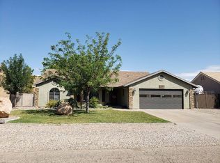 1219 E Redwood Tree St, Saint George, UT 84790