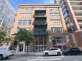 215 N Aberdeen St Unit 403B, Chicago, IL 60607