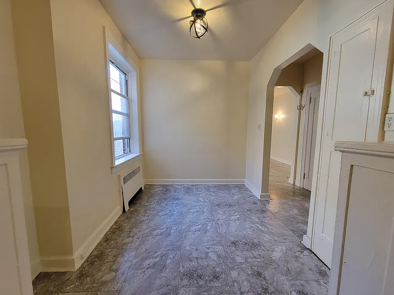 129 Scofield St #8E — Photo 3