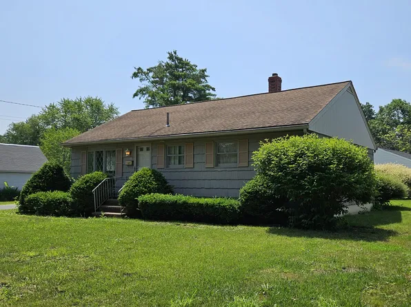 60 Windsor Avenue, Augusta, ME 04330