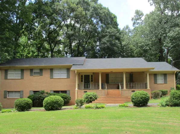 3565 Athens Dr, Macon, GA 31210