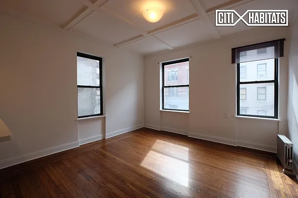 Rented by Citi Habitats | media 40