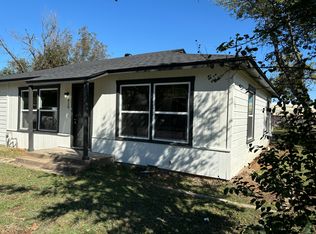 910 N Wilhite St, Cleburne, TX 76031