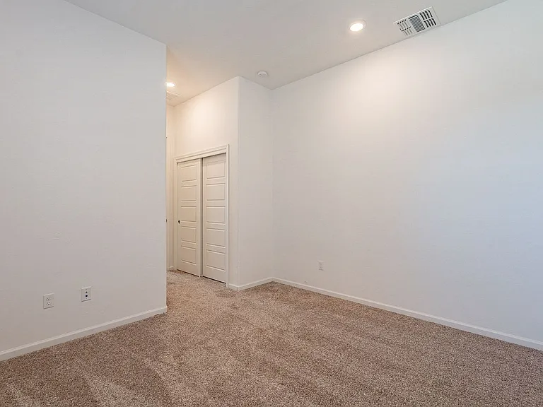 12442 N Appling Ave — Photo 26