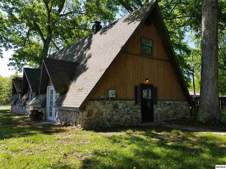 1st image of 1417 Waterfront Dr