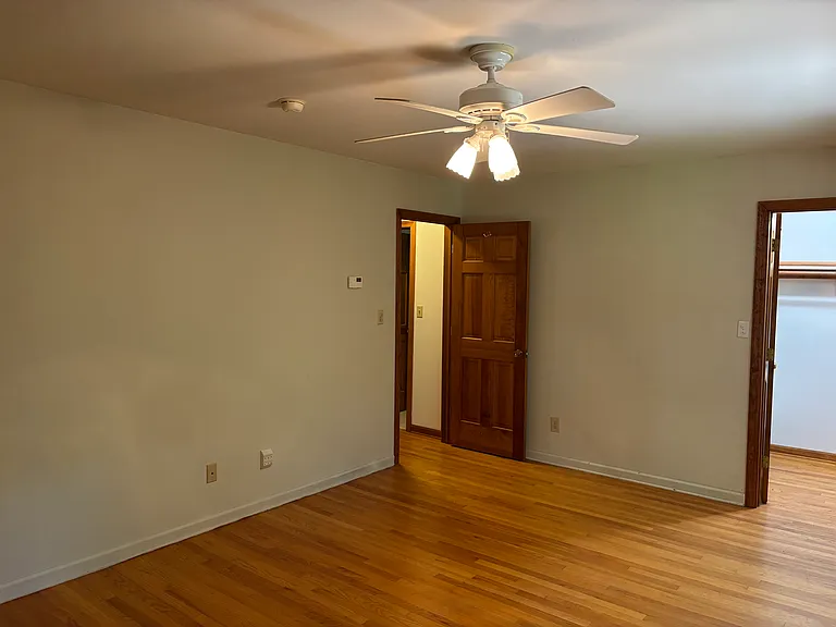 58 Rowley Rd — Photo 10