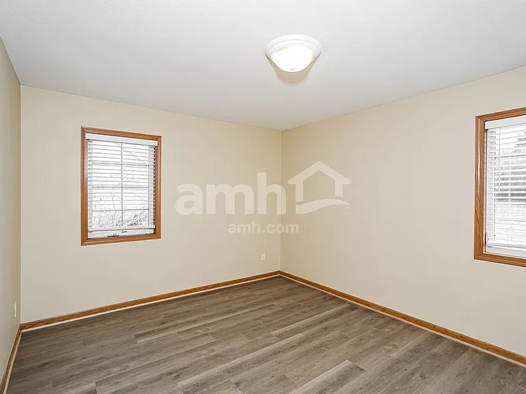 338 Ponderosa Dr — Photo 12