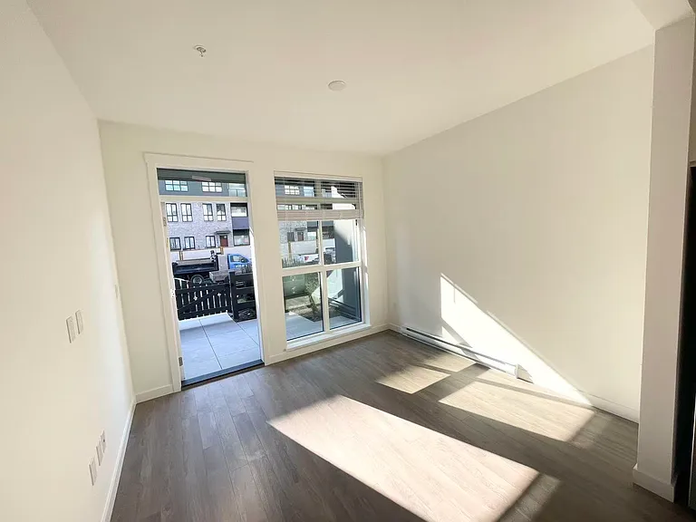 15733 85th Ave #12 — Photo 7