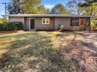 142 Excelsior Dr, Easley, SC 29640
