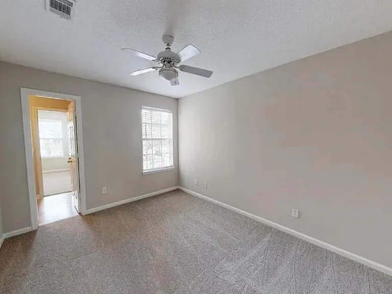 529 Scrub Jay Dr — Photo 11