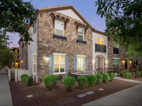 2726 S Equestrian Dr Unit 101, Gilbert, AZ 85295