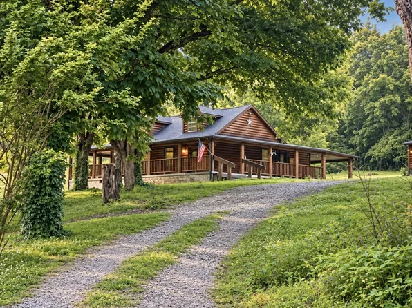 1528 Knob Creek Rd, Celina, TN 38551
