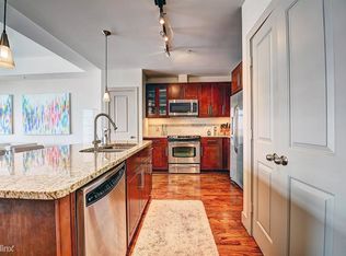 1401 McKinney St #1007, Houston, TX 77010