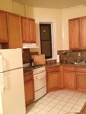 Rented by Gridiron Realty Group LLC | media 4