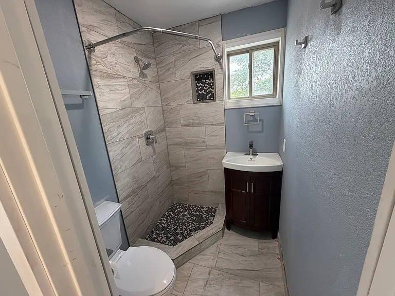 1715 Saltillo St #2 — Photo 7