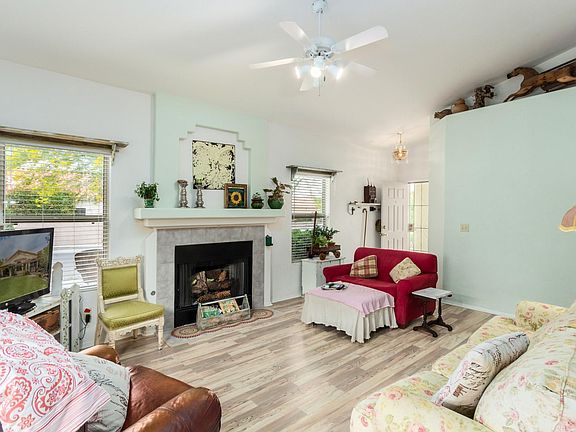 4th image of 8854 E Laurie Ann Dr