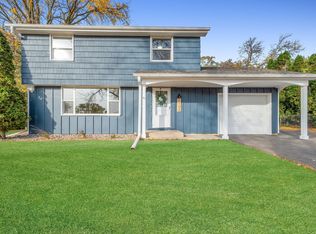 8108 Hillside Trl S, Cottage Grove, MN 55016