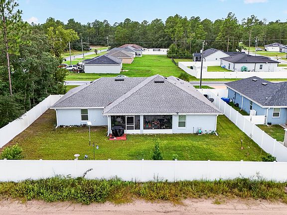 4th image of 15329 SW 65th Ter Road