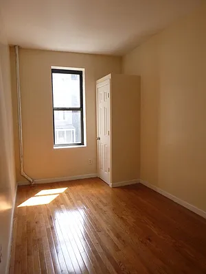 Rented by Bohemia Realty Group | media 8