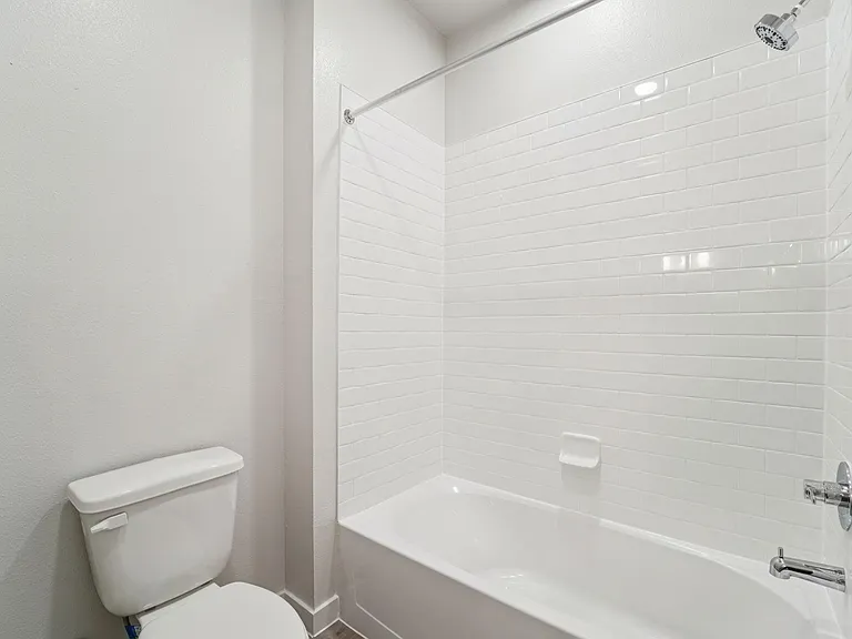 7415 Leighton Meadow Ln — Photo 25