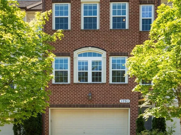 1751 Chiswick Ct, Silver Spring, MD 20904
