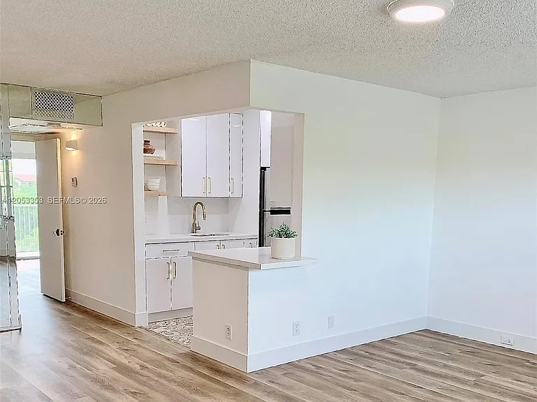 101 SW 132nd Way #413J — Photo 5