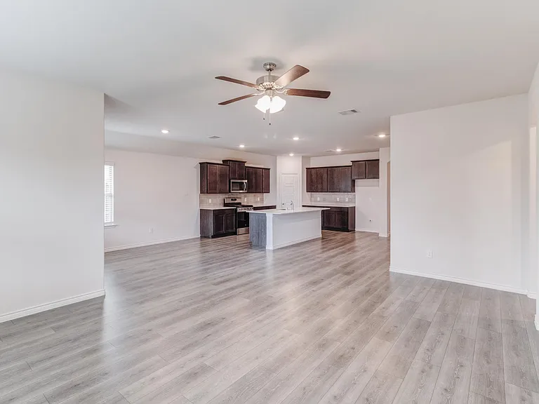 903 Feldspar Way — Photo 2
